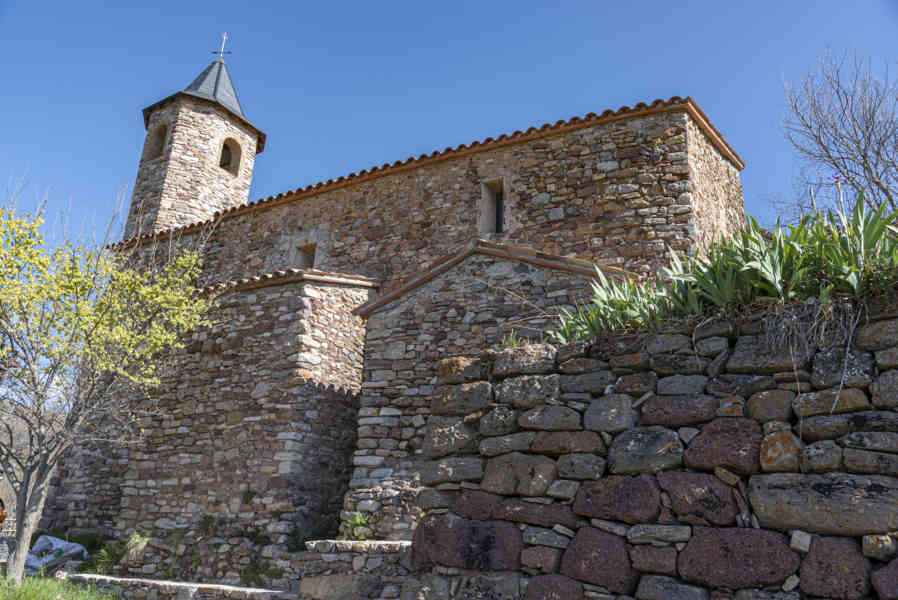 Lleida - la Vall Fosca - Antist - iglesia de Sant Esteve de Antist 2.jpg